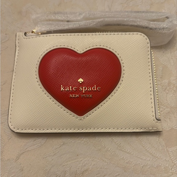 Kate Spade Madison Puffy Heart Small Card Holder Wristlet - Picture 1 of 8